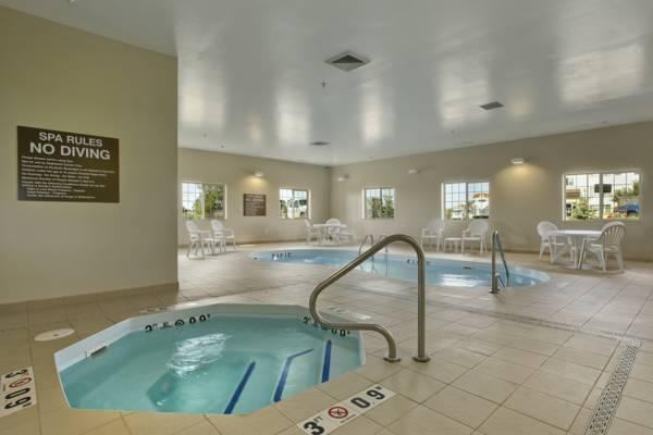 Microtel Inn & Suites By Wyndham Dickinson Exterior photo