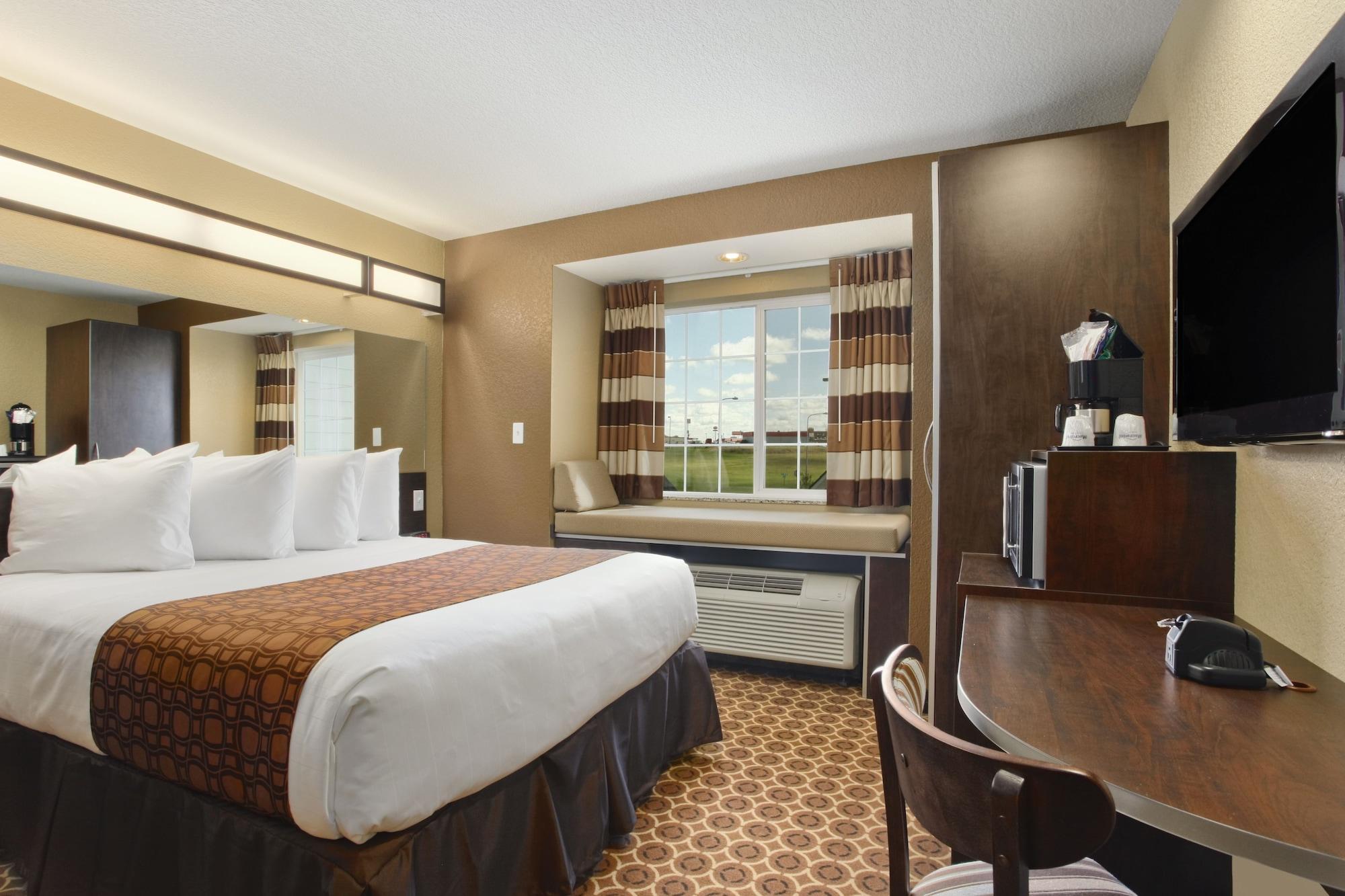 Microtel Inn & Suites By Wyndham Dickinson Exterior photo